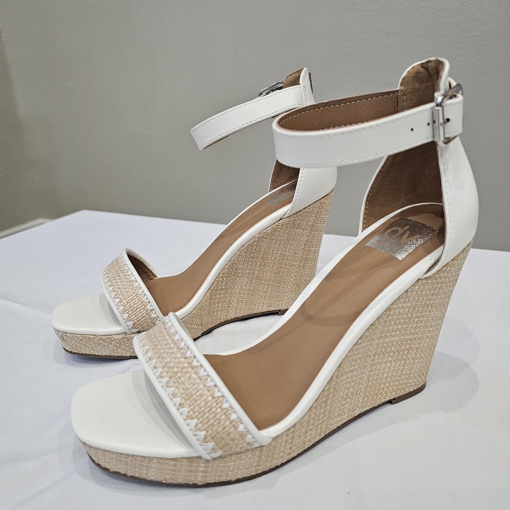 Dolce Vita wedges